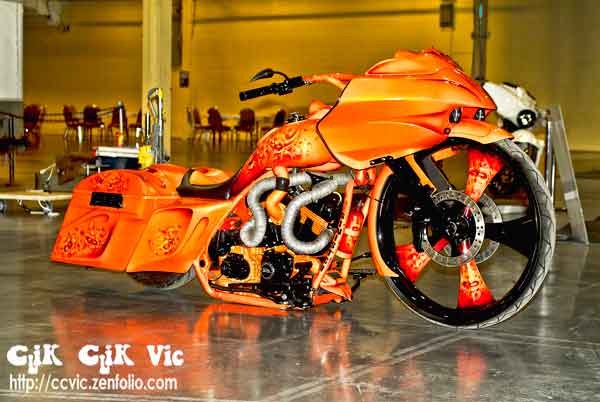 INSINARATOR at the 31st National Motorcycle Show in 2012. Photo credit Vincent Banial