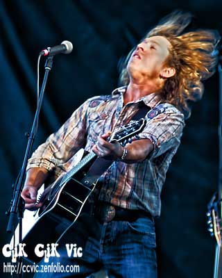 Photo of Marshall Dane performing. Photo credit ccvic.zenfolio.com