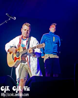 Photo of USS in concert at the CNE Bandshell. Photo credit ccvic.zenfolio.com