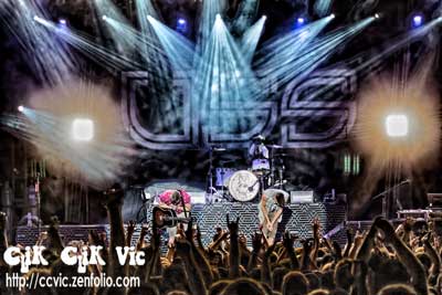 Photo of USS taking a bow at the end of their concert at the CNE Bandshell. Photo credit ccvic.zenfolio.com
