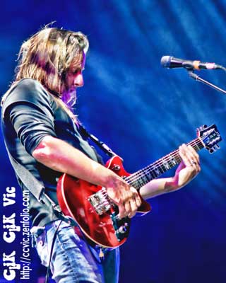 Photo of Brian Doherty on Guitar with Big Wreck, performing at the CNE Bandshell. Photo credit ccvic.zenfolio.com
