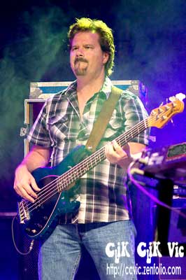 Photo of Marshall Dane performing at the CNE Midway Stage. Photo credit ccvic.zenfolio.com