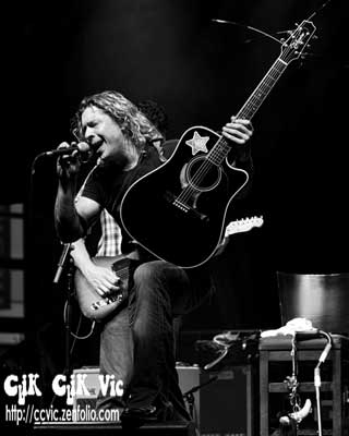 Photo of Marshall Dane performing at the CNE Midway Stage. Photo credit Vincent Banial