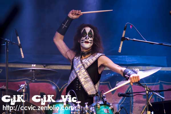 Photo of DESTROYER performing at the CNE Bandshell Stage on Aug 22 2014. Photo credit Vincent Banial and Uniquely Toronto