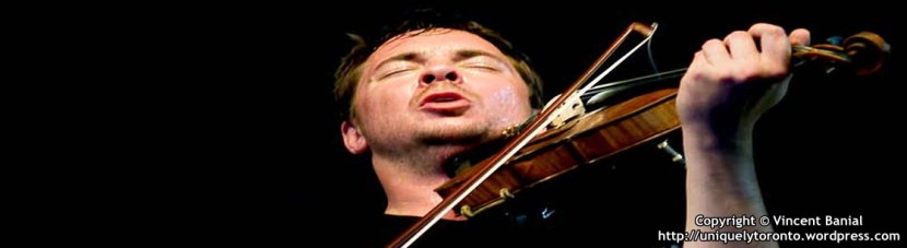 Photo of Dr. Draw performing. Photo credit Vincent Banial and Uniquely Toronto