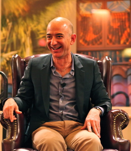 Jeff_Bezos'_iconic_laugh-600x520.jpg