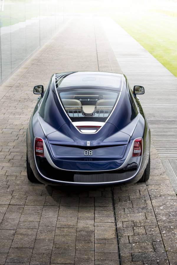 Photo of a Rolls-Royce Sweptail courtesy of Rpolls-Royce Motor Cars