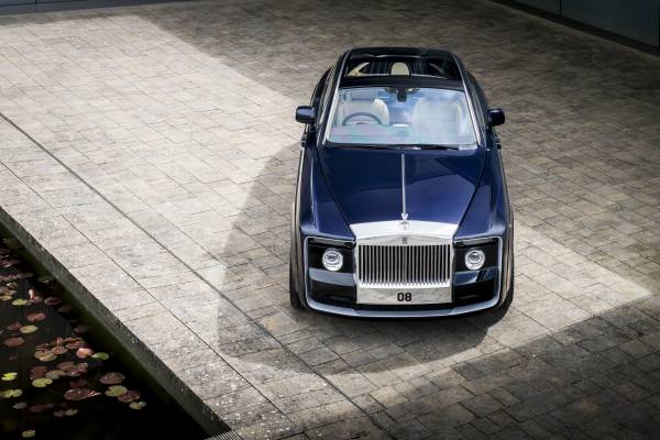 Photo of a Rolls-Royce Sweptail courtesy of Rpolls-Royce Motor Cars